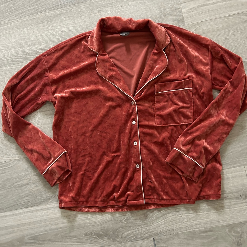 Aerie velvet sleep button up shirt